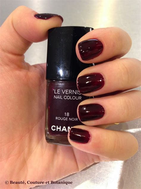 vernis chanel rouge noir